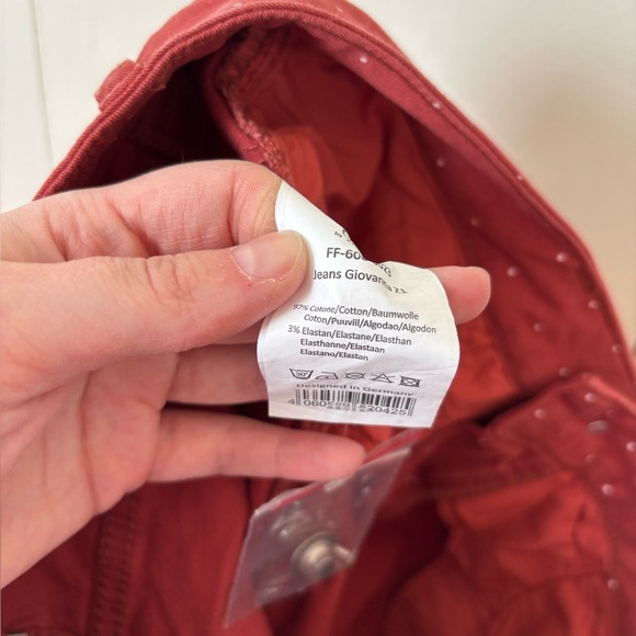 🎉4/30$🎉 Zone Red Polka Dot Skinny Pants NWT - Size 42 - Picture 5 of 5